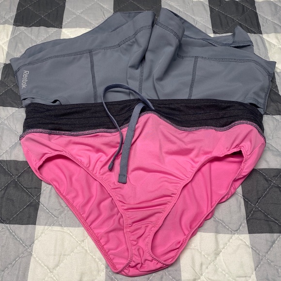 Light Grey Reebok Athletic Shorts, M - Picture 11 of 14